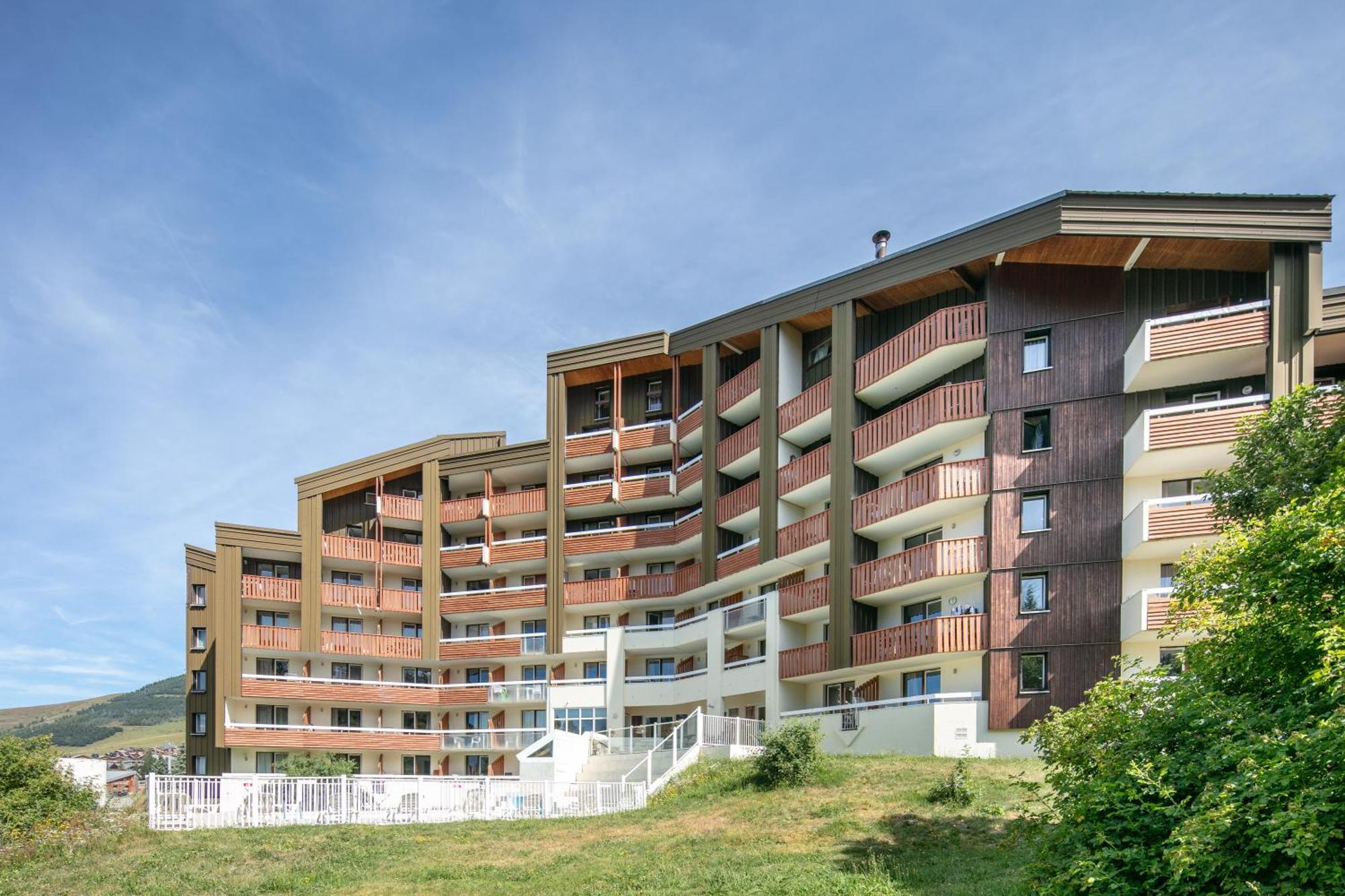 Residence Pierre & Vacances Les Bergers Alpe d'Huez Exteriör bild
